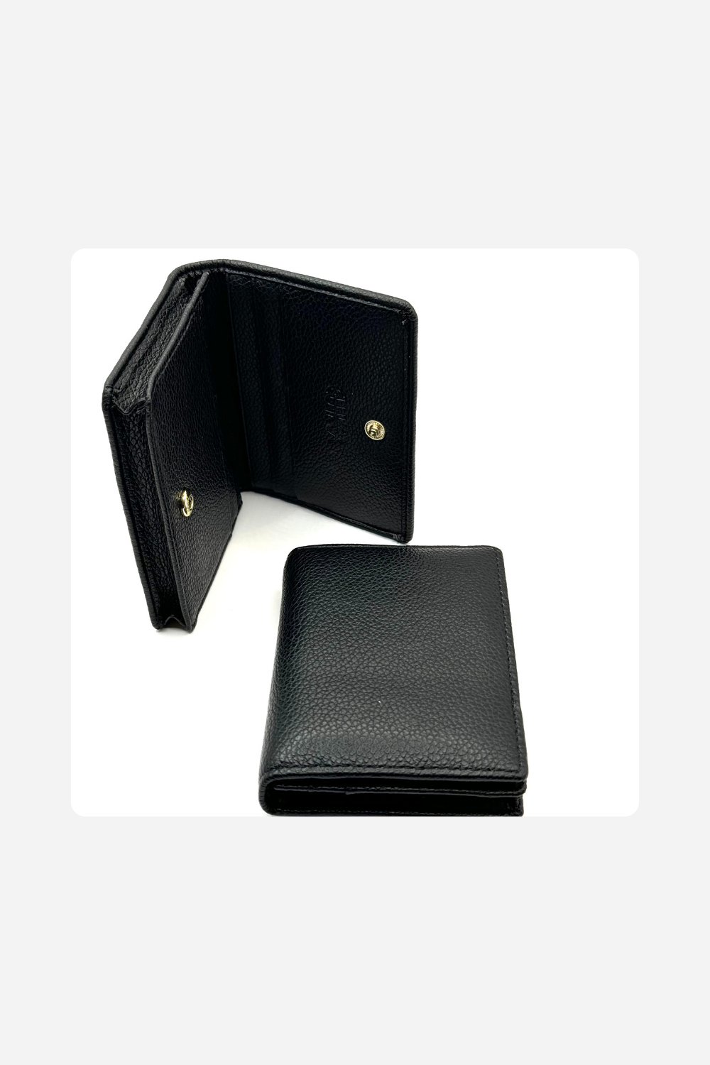 Compact Multi-Slot Wallet – Style Meets Functionality