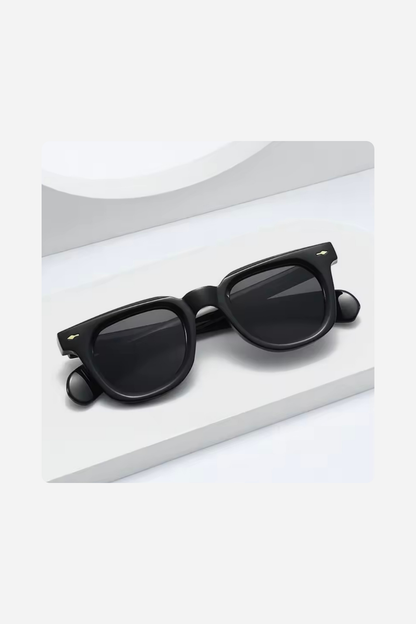 Timeless Black Frame Sunglasses with Gold Arrow Detail